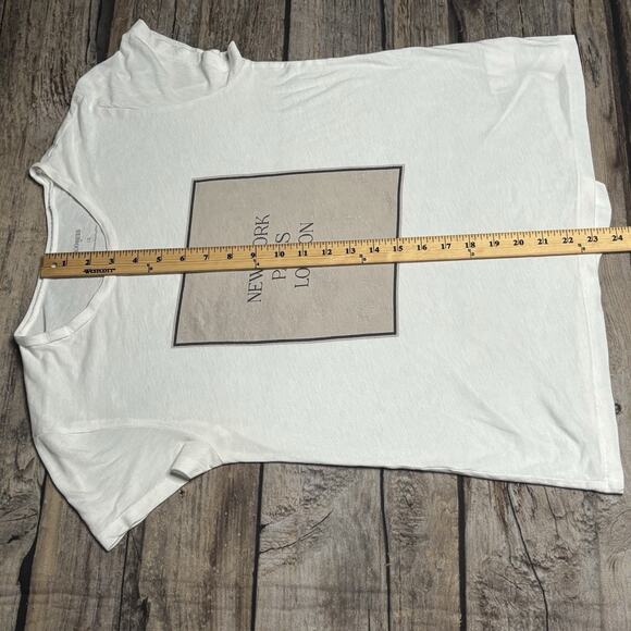 Express Women's New York Paris White Short Sleeve Graphic T-shirt size Medium - Picture 5 of 6